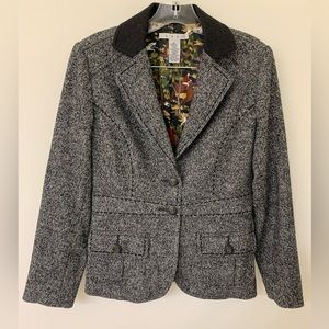 Pre-owned CAbi size 2 jacket gray/black with equestrian scene lining.